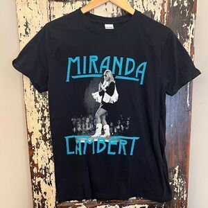 Miranda Lambert Women’s short sleeve Ali in’ Like Hippies Tour T-shirt. Size M.